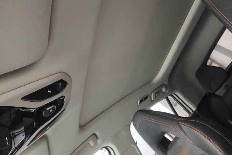 Used Lynk & Co 06 EM-P 2022 PHEV 84 km Range Pro Version