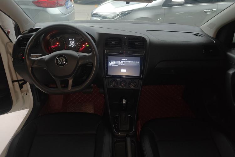 Used Volkswagen Polo 2018 1.5L Automatic Advanced Driving Model Center Console