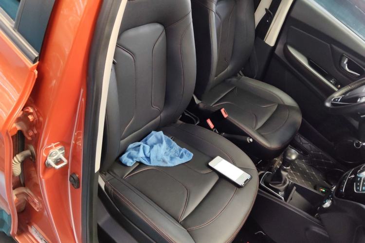 Used Haval H1 2016 Revised Version Blue Badge 1.5L AMT Luxury Edition
