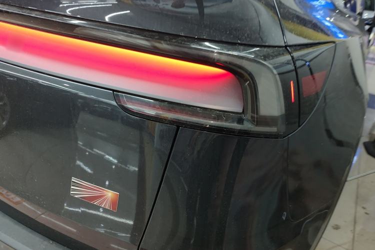 Used Tesla Model Y 2025 Long-Range All-Wheel Drive First Edition Exterior 3