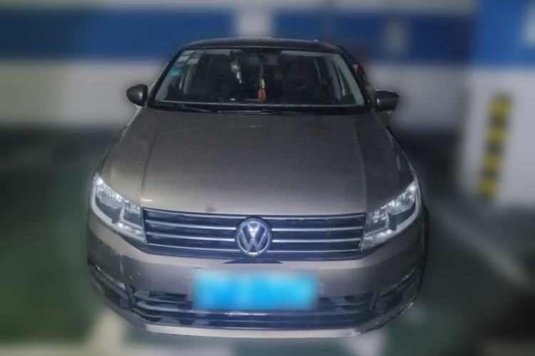 Used Volkswagen Santana 2015 Haval H9 1.6L Manual Comfort Edition Front