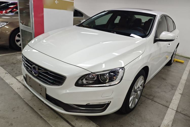 Used Volvo S60 2015 S60L 2.0T Zhiyuan Edition