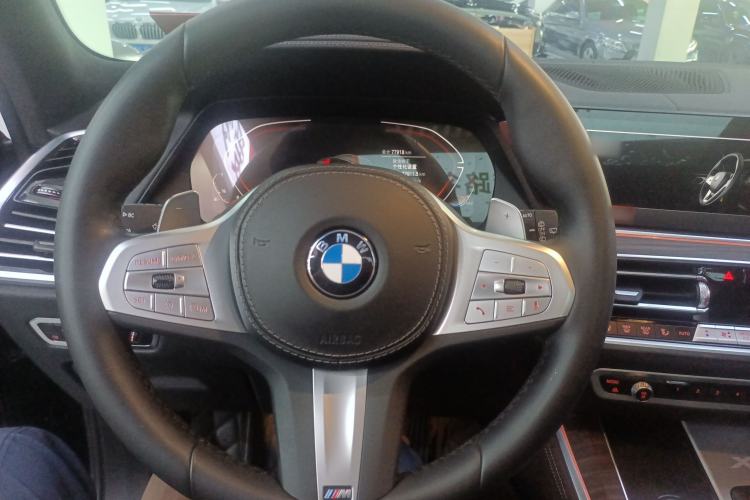 Used BMW X5 2022 Restyled xDrive 40Li M Sport Package
