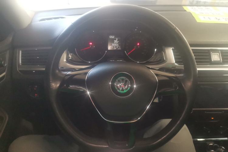 Used Volkswagen Bora 2017 1.6L Manual Comfort Model
