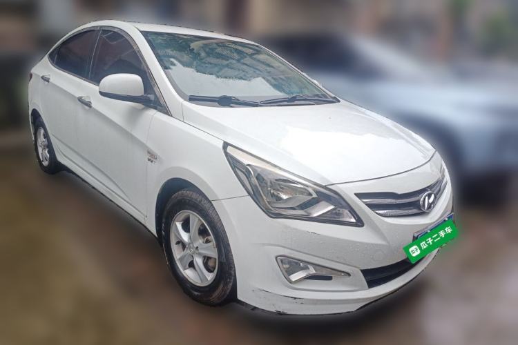 Used Hyundai Verna (older generation) 2016 1.4L Manual Smart GLS Trim