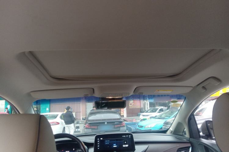 Used Buick GL8 2022 Land Executive Class 652T Prestige Model
