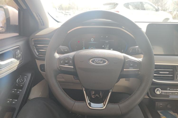 Used Ford Focus 2021 Sedan EcoBoost 180 Automatic Trendy Model Steering Wheel