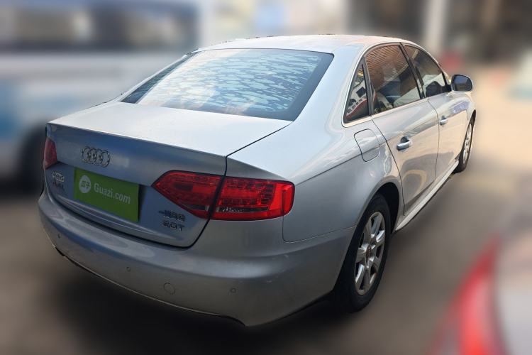 Used Audi A4L 2012 2.0 TFSI automatic standard version