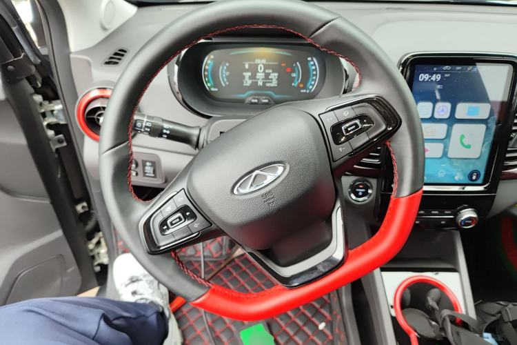 Used Chery QQ Little Ant 2022 Sweet Pink Edition Half-Sugar Version Lithium Iron Phosphate 29.2 kWh 30 kW 301 km Steering Wheel