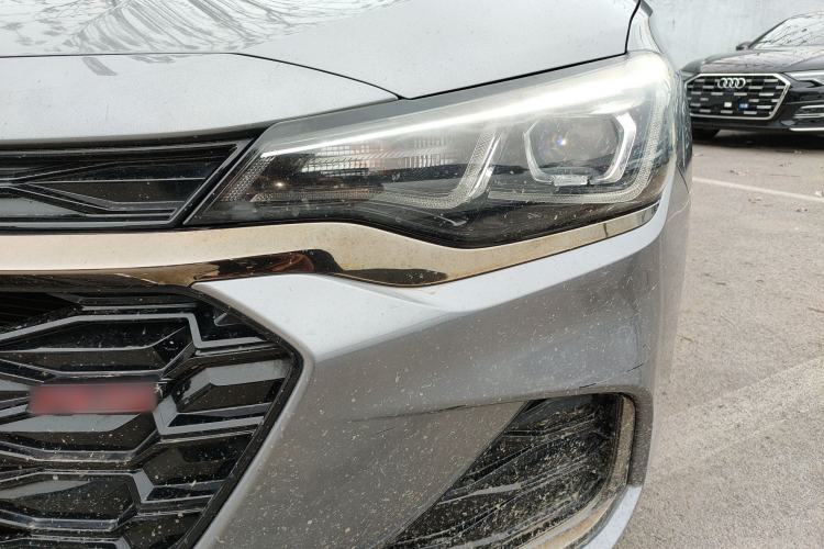Used Chevrolet Monza 2019 RS 330T Automatic Comfort Edition China VI Standard Left Front Headlight