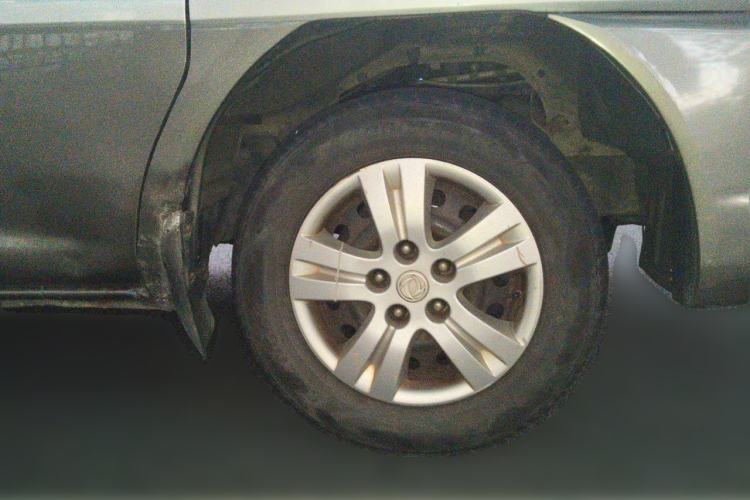 Used FORTHING Lingzhi 2015 V3 1.6L 7-Seater Comfort Model