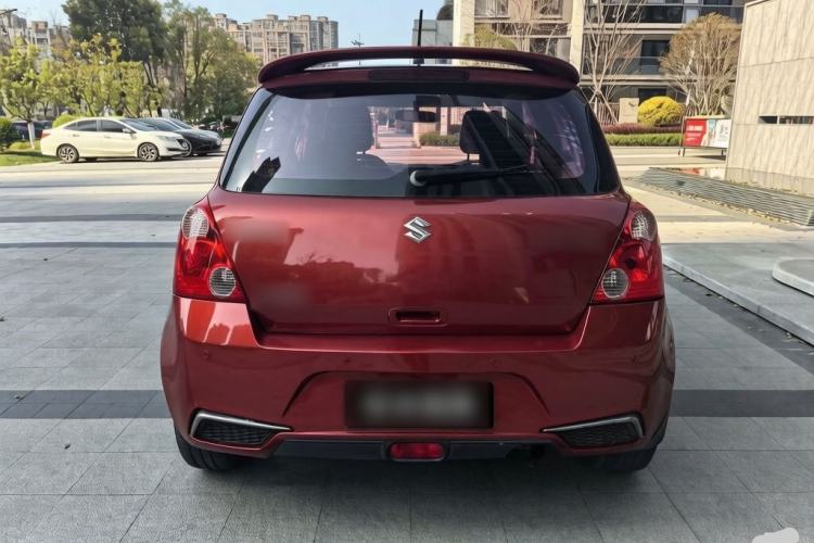 Used Suzuki Swift 2014 1.5L Automatic Fashion Edition
