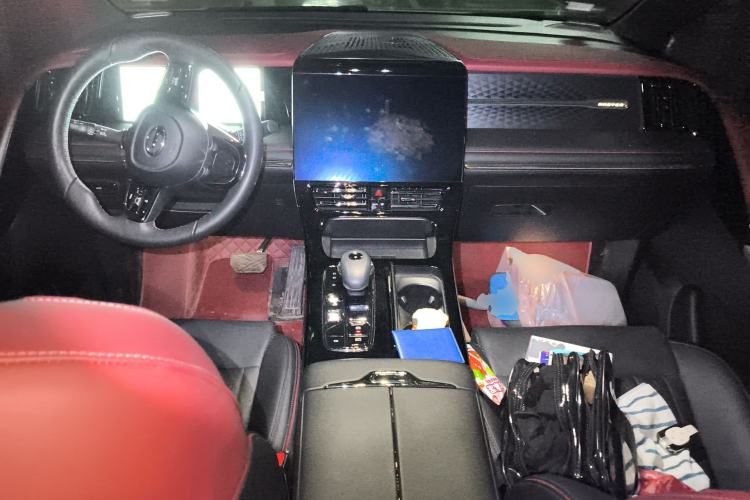 Used GAC Trumpchi M8 2023 Zongshi Series 400T Ultimate Edition Center Console