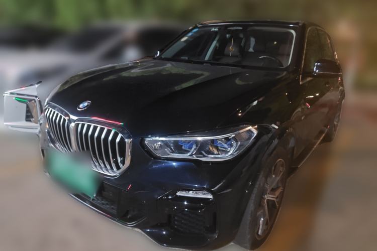 Used BMW X5 2021 xDrive40i Luxury Model with M Sport Package