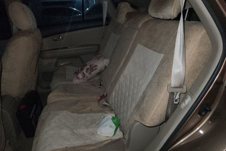 Used BYD S6 2013 Jingyue Edition 2.4L Automatic Luxury Model 5 Seats
