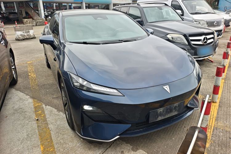 Used Deepal SL03 2023 200Max Range-Extended Version Front Right 45 Deg