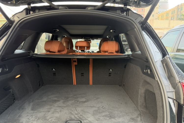 Used Mercedes-Benz GLC 2024 Refreshed GLC 300 L 4MATIC Dynamic Version 5 Seats