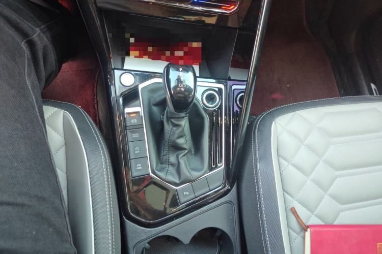 Used Volkswagen Tayron 2023 280TSI Two-Wheel-Drive Luxury Plus Advanced Version
