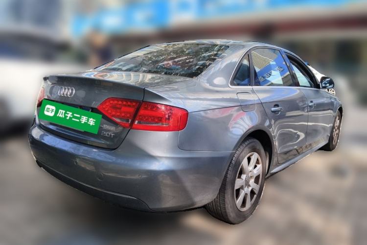 Used Audi A4L 2012 2.0 TFSI automatic standard version