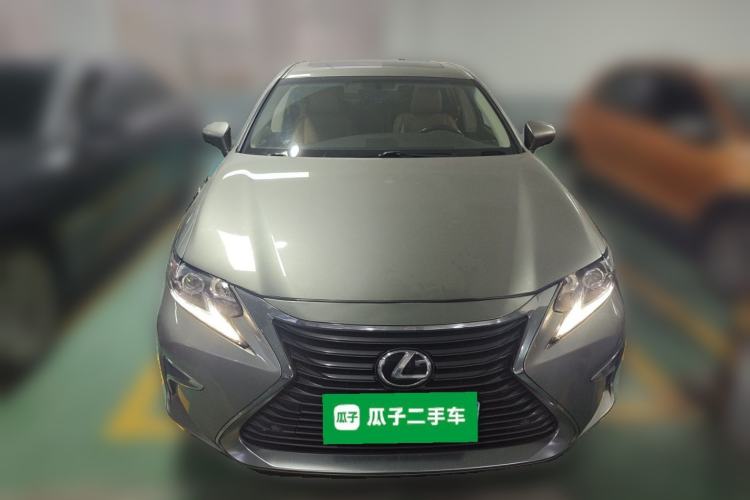 Used Lexus ES 2015 200 Elite Edition
