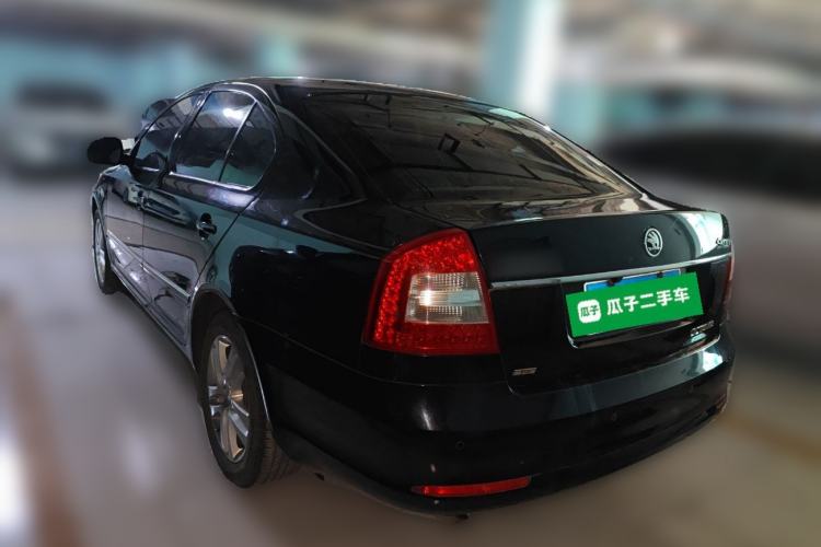 Used Skoda Octavia 2014 1.6L Automatic Yijun Edition Rear Left 45 Deg