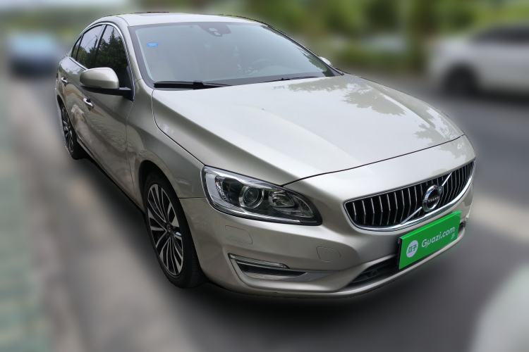 Used Volvo S60 2018 S60L T4 Smart & Ambitious Edition