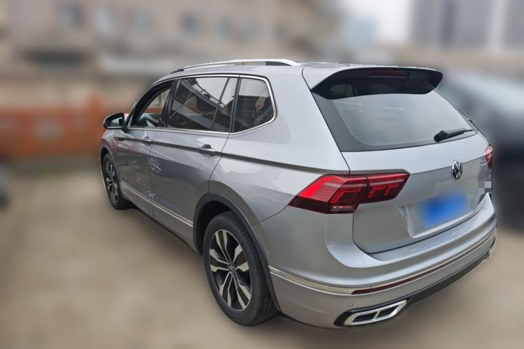 Used Volkswagen Tiguan L 2022 330TSI Automatic Two-Wheel Drive R-Line Flagship Edition Rear Left 45 Deg