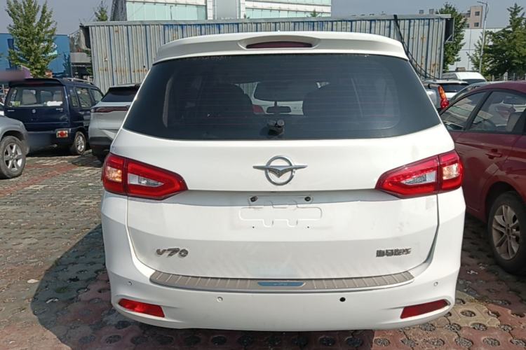 Used Haima V70 2016 2.0L Manual - Comfort Edition 6 Seats