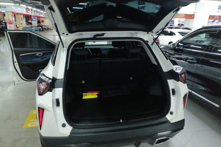 Used GAC Trumpchi GS3 2025 Shadow Speed 270T Enjoyment Edition Soaring to New Heights Trunk