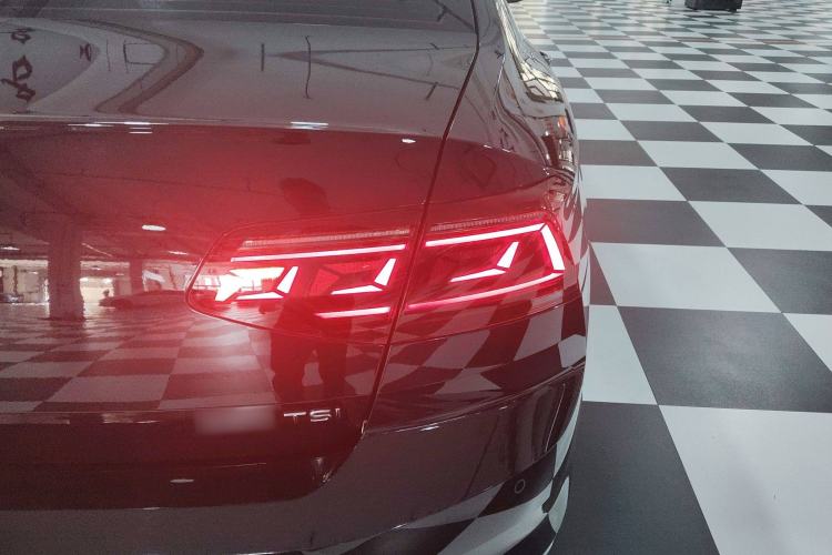 Used Volkswagen Magotan 2023 2 Million Units Limited-Edition 280TSI DSG Comfort Version