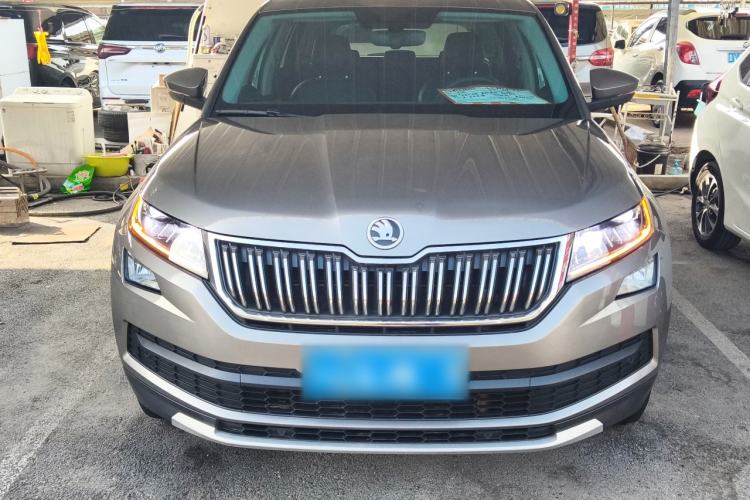 Used Skoda Kodiaq 2019 Facelifted TSI330 7-Seater Two-Wheel-Drive Luxury Enjoyment Edition China VI Standard