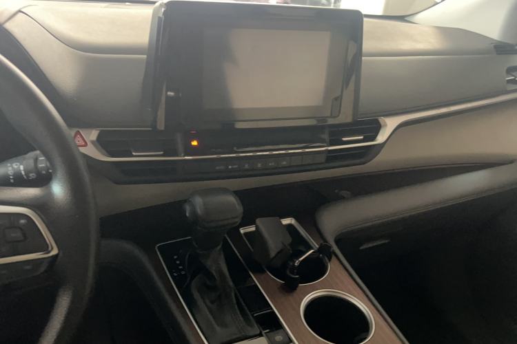 Used Toyota SIENNA 2021 2.5L Hybrid Comfort Edition
