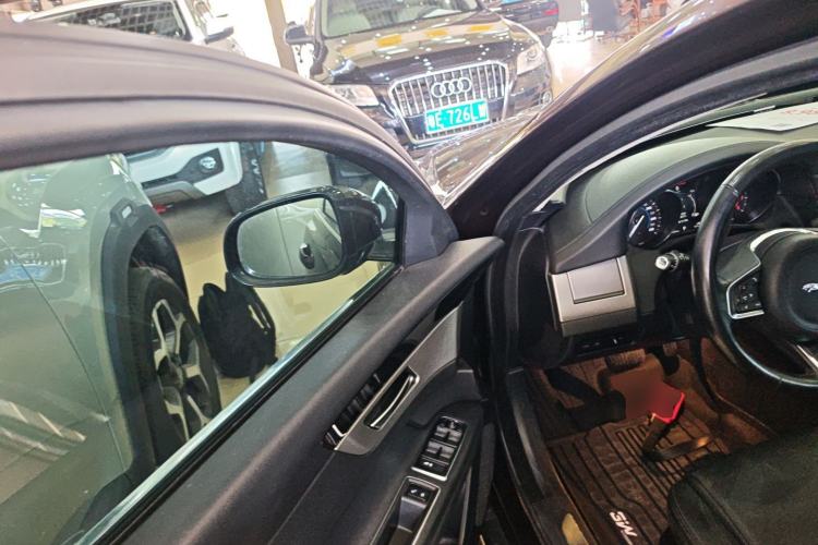 Used Jaguar XFL 2018 XFL 2.0T 200PS Luxury Edition
