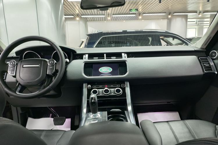 Used Land Rover Range Sport 2016 3.0 SC V6 HSE Interior 7