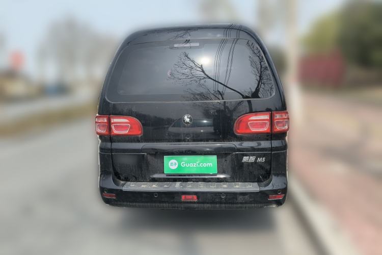 Used FORTHING Lingzhi 2022 M5 1.6L Practical 7-Seater