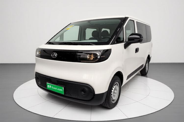 Used SAIC MAXUS Dana V1 2025 Low-Roof Multi-Function Version 42 kWh