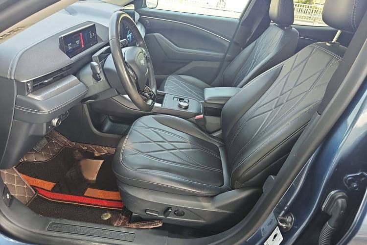 Used Ford Mustang Mach-E 2021 Leap Edition Rear-Drive Version (Standard Range)