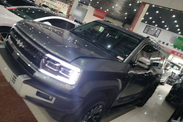 Used Formula Leopard Leopard 5 2023 Navigator Edition