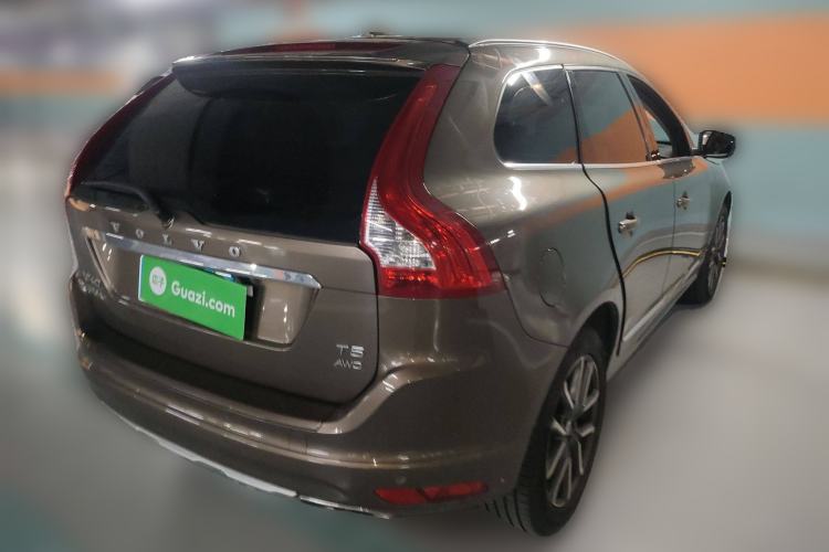 Used Volvo XC60 2017 T5 AWD Smart Upgrade Edition Rear Right 45 Deg