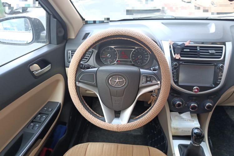 Used JAC Group J6 A30 2013 1.5L Manual Luxury Model China IV Standard