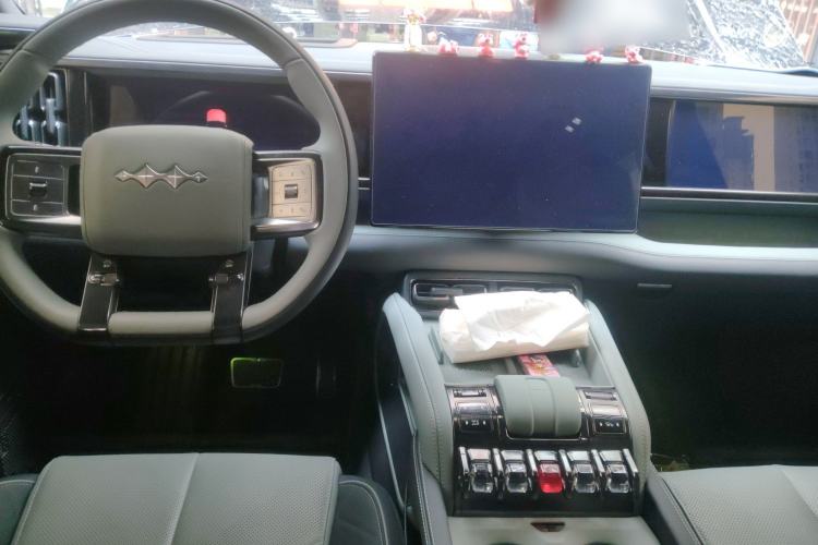 Used Formula Leopard Leopard 5 2023 Navigator Edition