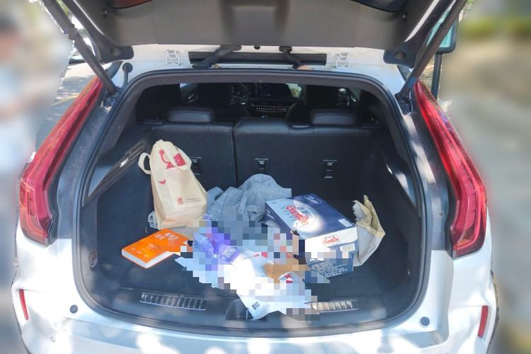 Used Cadillac XT4 2024 28T Two-Wheel-Drive Prestige Version