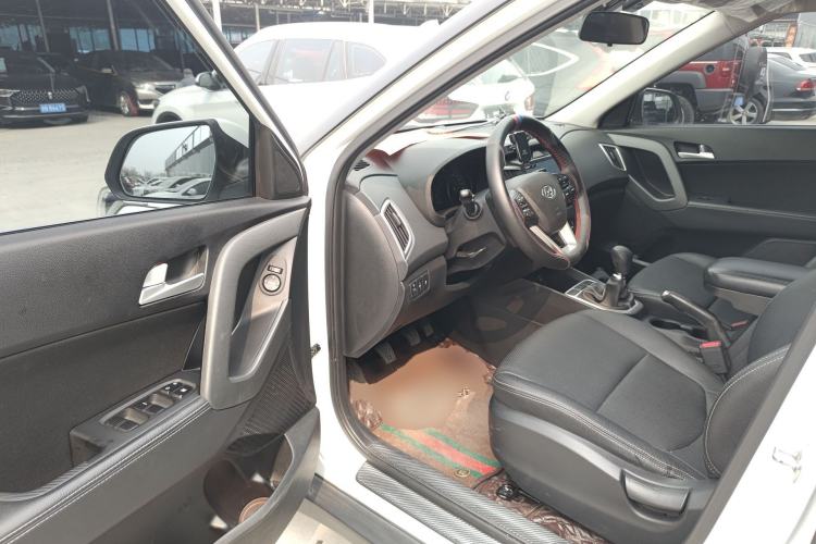 Used Hyundai ix25 2017 1.6L Manual Fashion Model
