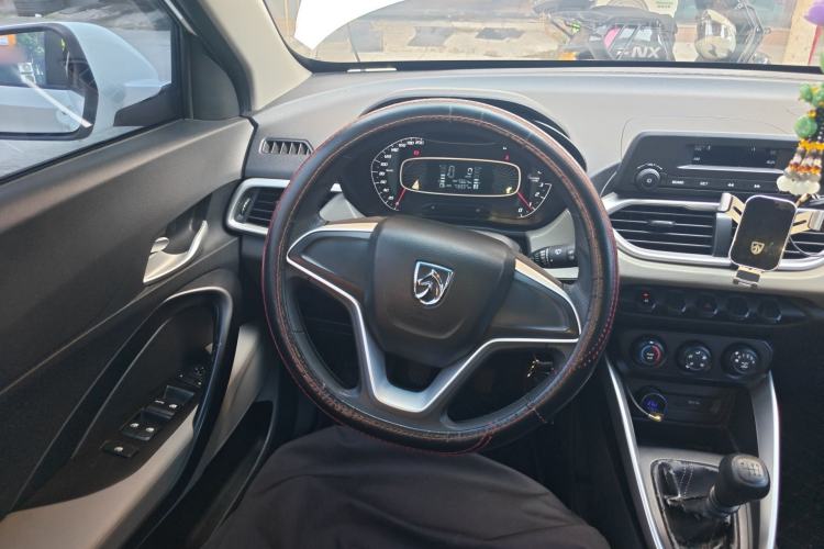 Used Baojun 510 2017 1.5L Manual Fashion Model