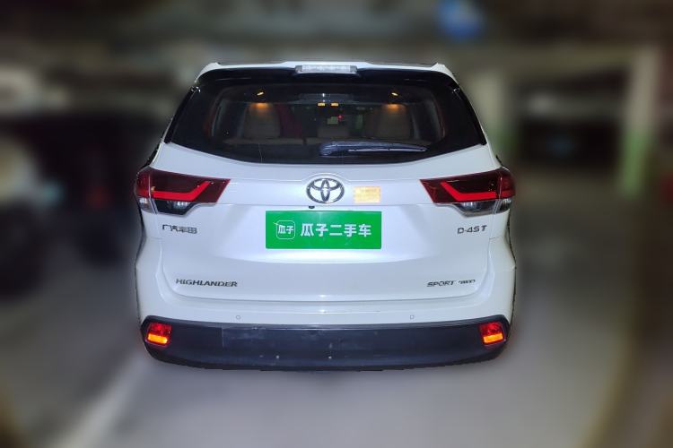 Used Toyota Highlander 2018 2.0T Four-Wheel Drive Knight Edition 7 Seats China VI Standard
