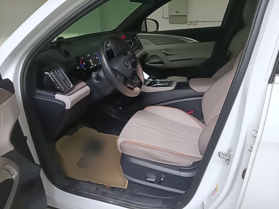 BYD Song Pro New Energy 2023 Champion Edition DM-i 71KM Navigation Model — снимка 17