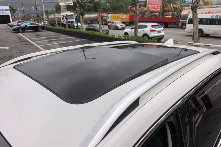 Used Skoda Karoq 2020 TSI280 Luxury Smart Edition China VI Standard Roof