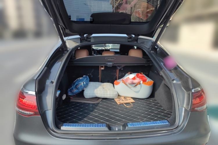 Used Mercedes-Benz GLC Coupe 2022 Refreshed GLC 300 4MATIC Coupe SUV Trunk