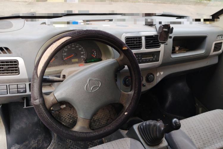 Used CHANGAN KAICHENG Xingguang 4500 2012 1.3L Base Version 4G13S1 Center Console