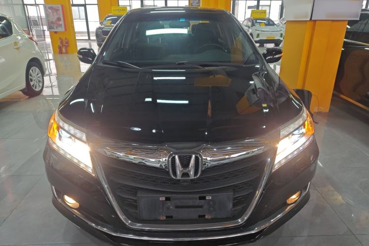 Used Honda Crider 2016 1.8L CVT Luxury Edition
